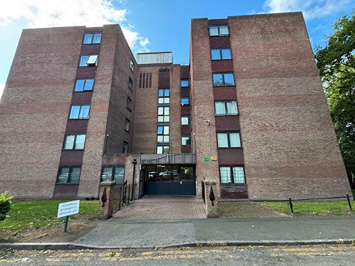 1 Bedroom Flat For Sale In Benwell Close, Benwell Grange, Benwell, Newcastle Upon Tyne, NE15