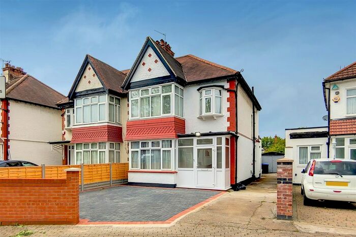 4 Bedroom Detached House To Rent In The Dene, Wembley, Middlesex, HA9