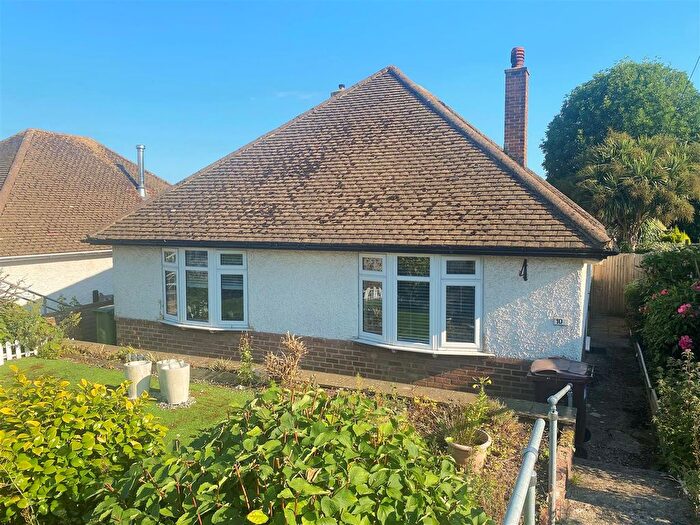 2 Bedroom Detached Bungalow For Sale In Claxton Road, Bexhill, TN40