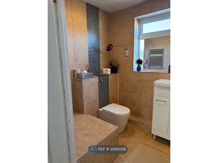 4 Bedroom Terraced House To Rent In Coventry Close, Stevenage, SG1