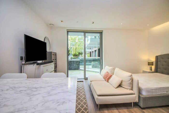 Studio To Rent In Cashmere House, Goodman's Fields, Aldgate, E1