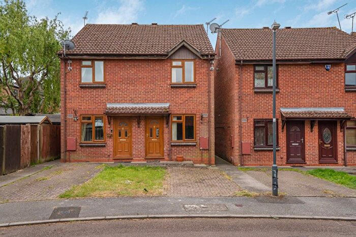 2 Bedroom Semi-Detached House For Sale In Hitchman Mews, Leamington Spa, Warwickshire, CV31