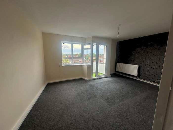 2 Bedroom Flat To Rent In Fore Street, London, N9