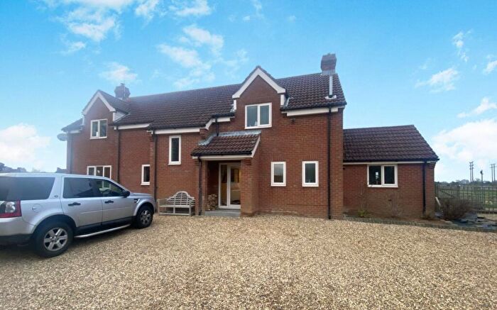 4 Bedroom Detached House For Sale In Bridge Road, Levington, Ipswich, Suffolk, IP10