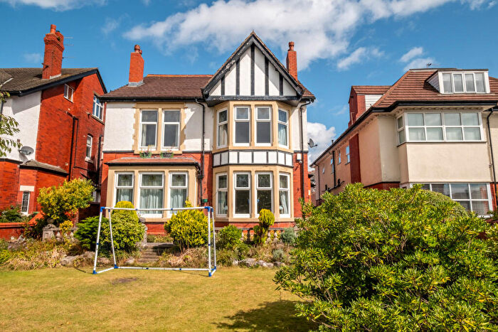 5 Bedroom Detached House For Sale In Clifton Drive South, Lytham St Annes, FY8