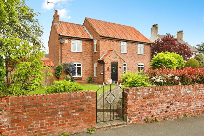 4 Bedroom Detached House For Sale In Station Road, Misson, Doncaster, DN10