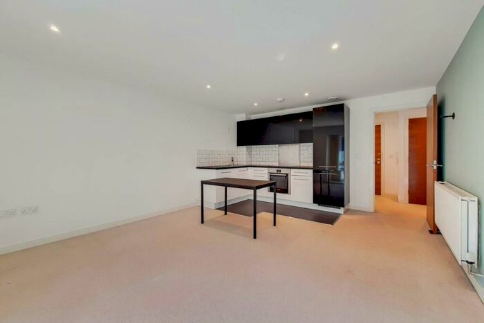 1 Bedroom Flat To Rent In Unwin Way, Stanmore, HA7