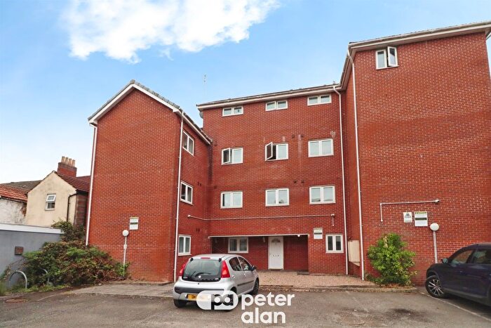 1 Bedroom Flat For Sale In Broadway, Cardiff, CF24