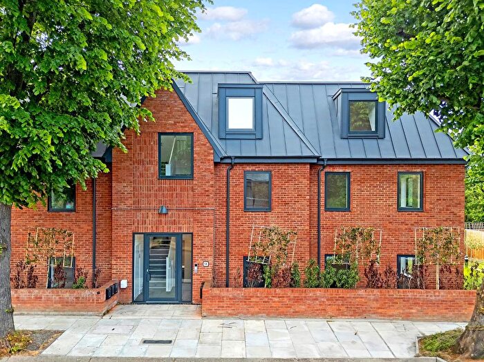 1 Bedroom Flat To Rent In Old Oak House, London, W12