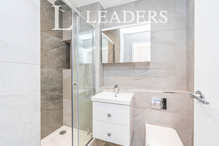 1 Bedroom Apartment To Rent In Compass Point, Southampton, SO16