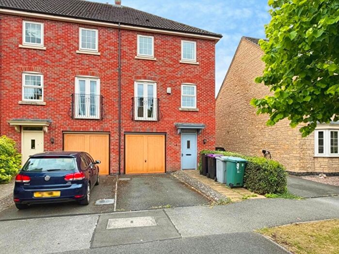 4 Bedroom Terraced House For Sale In Watt Avenue, Colsterworth, NG33