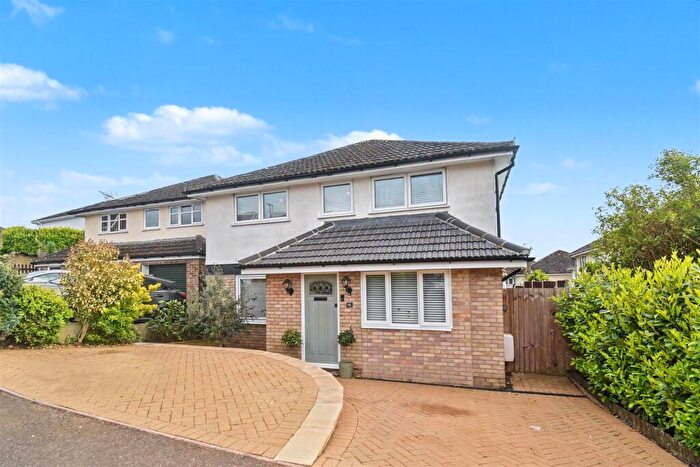 4 Bedroom Detached House For Sale In Stonepit Drive, Cottingham, Market Harborough, LE16