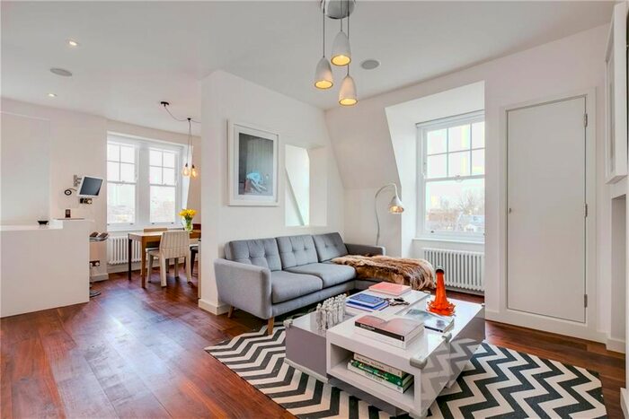 3 Bedroom Flat To Rent In Grove Court, Drayton Gardens, SW10