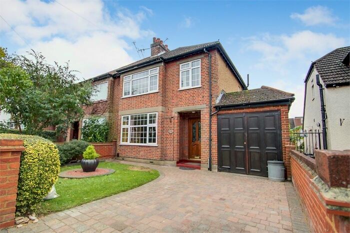 3 Bedroom Semi-Detached House To Rent In Clammas Way, Uxbridge, Middlesex UB8