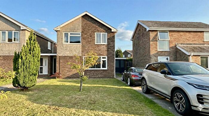 3 Bedroom Detached House For Sale In Ty Canol, Harlech, LL46