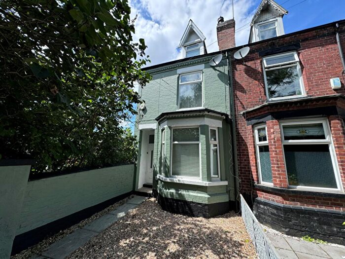 3 Bedroom Terraced House To Rent In Balmoral Grove, NG4