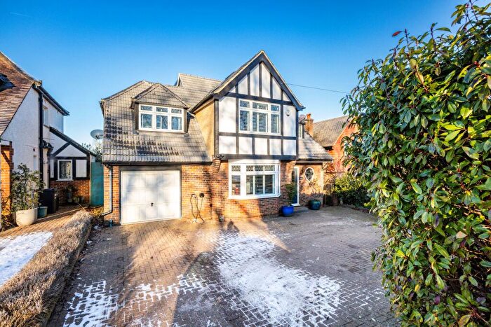 4 Bedroom Detached House For Sale In Godstone Road, Bletchingley, RH1