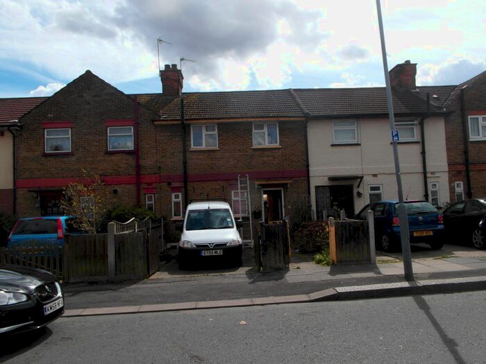 3 Bedroom Property To Rent In Greenwood Gardens, Ilford, IG6