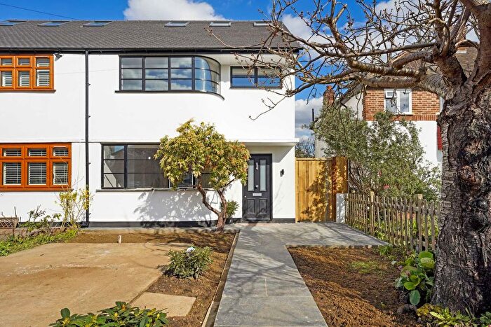 4 Bedroom Property To Rent In Ashley Drive, Twickenham, TW2