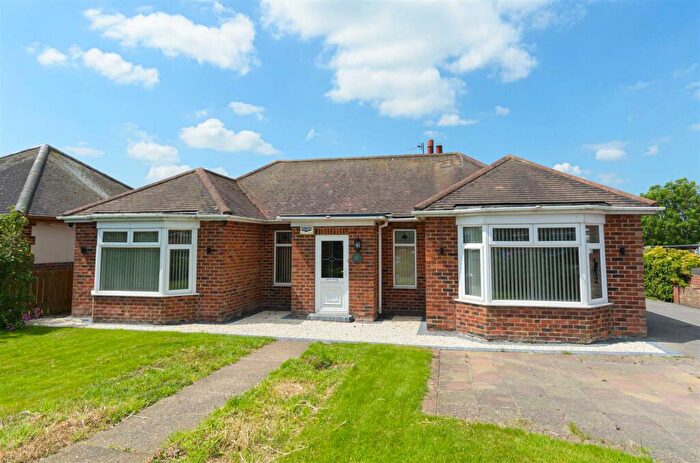3 Bedroom Detached Bungalow For Sale In Hollym Road, Withernsea, HU19
