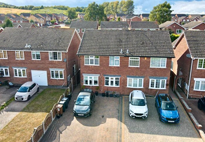 3 Bedroom Semi-Detached House For Sale In Elmtree Road, Calverton, Nottingham, NG14