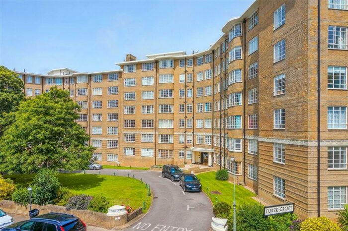 2 Bedroom Apartment To Rent In Furze Hill, Hove, East Sussex, BN3