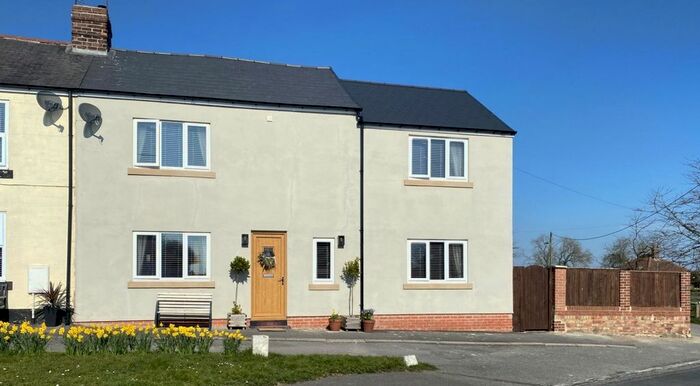 5 Bedroom End Of Terrace House For Sale In Front Street North, Trimdon Village, TS29