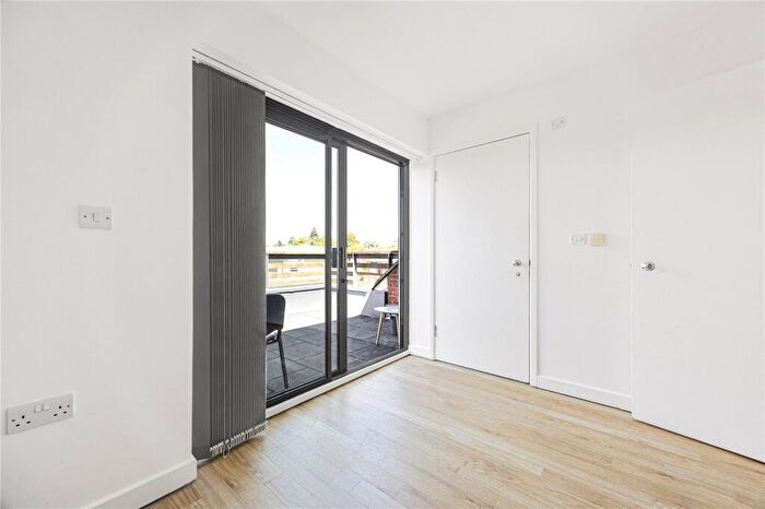 1 Bedroom Apartment To Rent In London Road, Headington, OX3