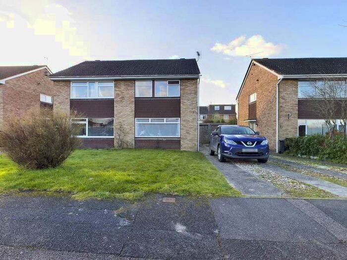 3 Bedroom Property To Rent In Molescroft Way, Tonbridge, Kent TN9