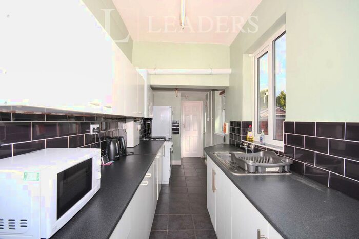 4 Bedroom Terraced House To Rent In Broomfield Road, Earlsdon, CV5