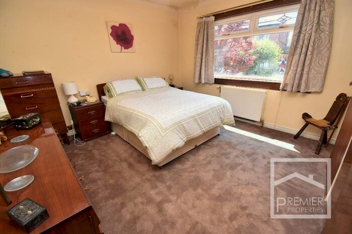 2 Bedroom Bungalow For Sale In Kylepark Drive, Uddingston, Glasgow, G71