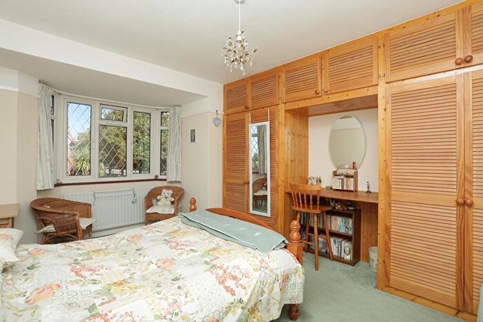 4 Bedroom Detached House For Sale In St. Lawrence Avenue, Ramsgate, CT11