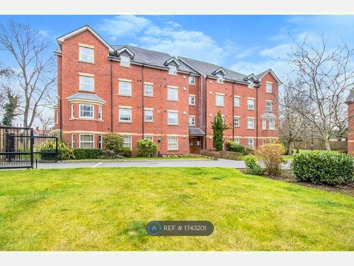 2 Bedroom Flat To Rent In Pennyford Drive, Liverpool, L18