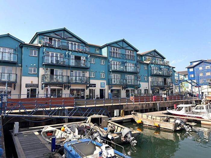 2 Bedroom Flat For Sale In Pierhead, Exmouth, EX8