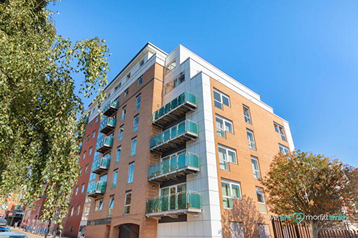 2 Bedroom Apartment To Rent In Royal Plaza, Eldon Street, Sheffield, S1