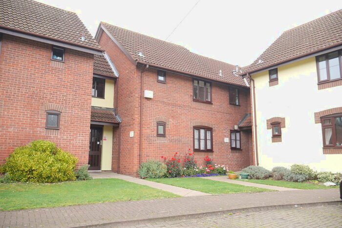 1 Bedroom Apartment To Rent In High Road, Broxbourne, EN10