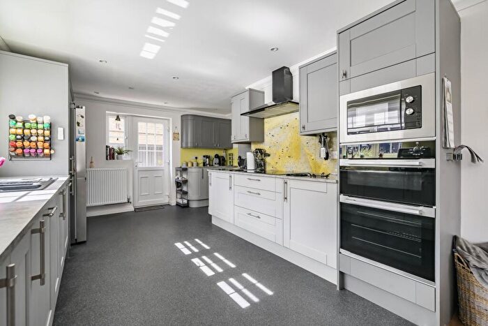 4 Bedroom Detached House For Sale In Stempe Close, Hawkinge, CT18