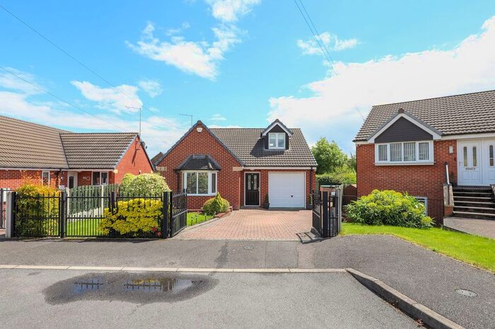 3 Bedroom Detached House For Sale In Marsh View, Eckington, S21