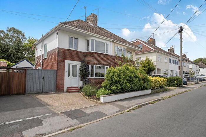 3 Bedroom Semi-Detached House For Sale In Deansway, Chippenham, SN15