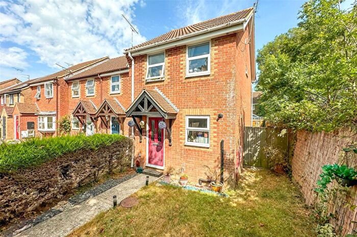 2 Bedroom End Of Terrace House For Sale In Guildford Road, Rustington, Littlehampton, West Sussex, BN16