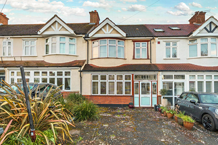 3 Bedroom Terraced House For Sale In Merlin Grove, Beckenham, BR3