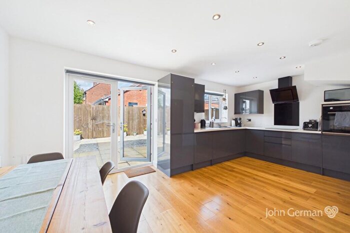 3 Bedroom Detached House For Sale In Borrowfield Road, Spondon, DE21