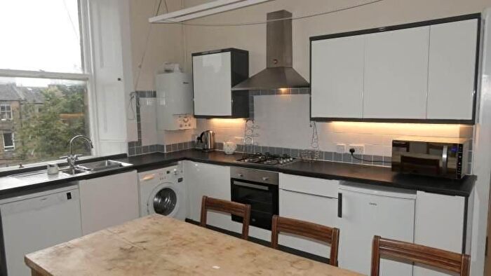 2 Bedroom Flat To Rent In Gladstone, Meadows, Edinburgh, EH9