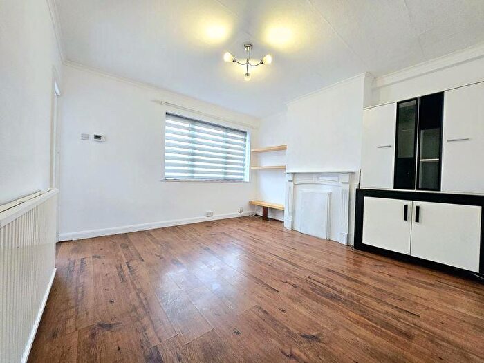 2 Bedroom Terraced House To Rent In Berkeley Avenue, Greenford, UB6