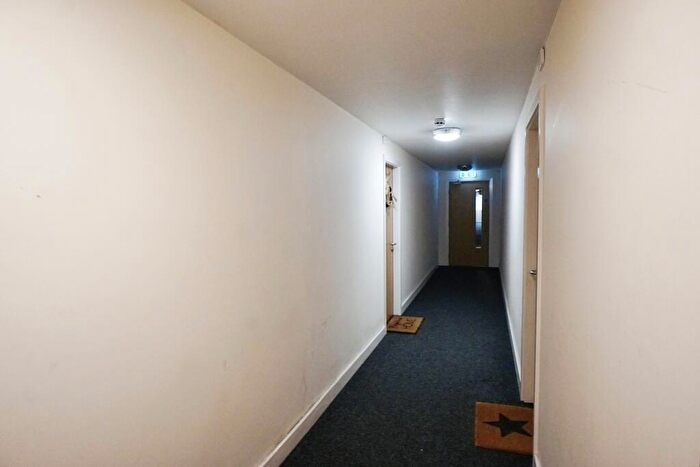 2 Bedroom Flat For Sale In Castle Court, The Minories Dudley, DY2