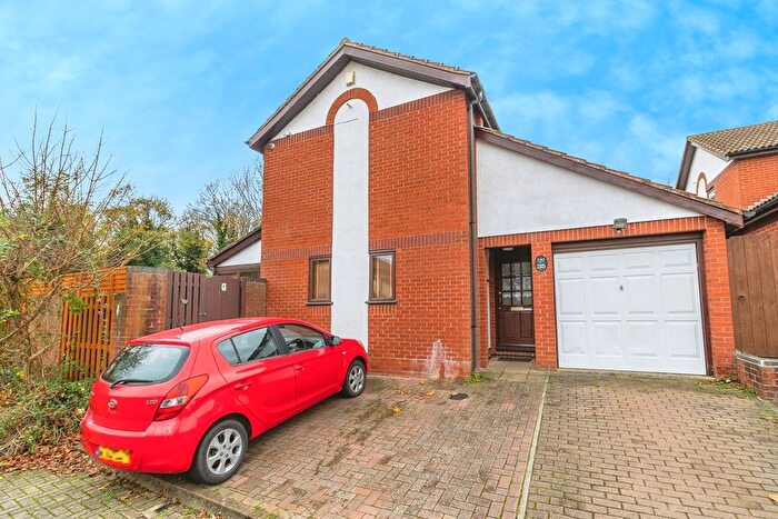 4 Bedroom Detached House For Sale In Dyers Mews, Neath Hill, Milton Keynes, Buckinghamshire, MK14