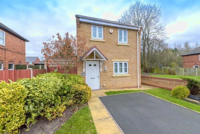 3 Bedroom Detached House To Rent In Priory Way, St Georges, Telford, Shropshire, TF2