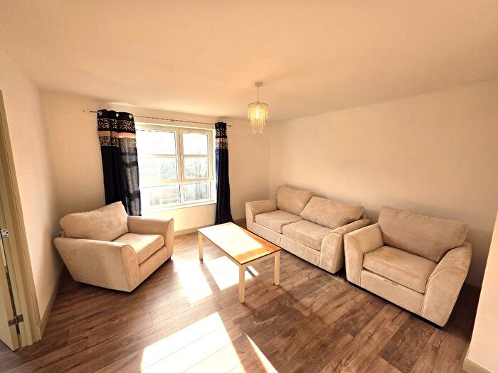2 Bedroom Flat To Rent In Seaforth Road, City Centre, Aberdeen, AB24