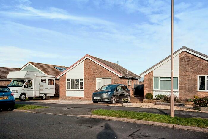 2 Bedroom Bungalow To Rent In Tolkien Road, Eastbourne, BN23