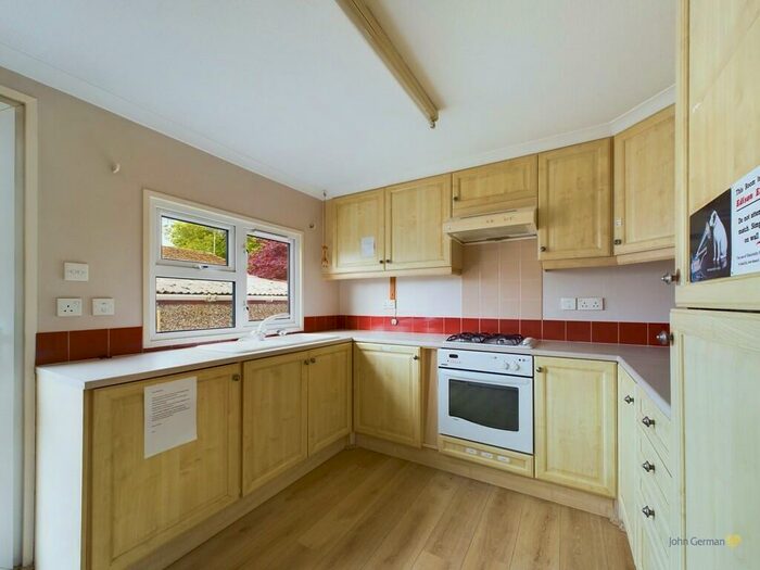 2 Bedroom Detached Bungalow For Sale In Patterdale Road, Alvaston, Derby, DE24